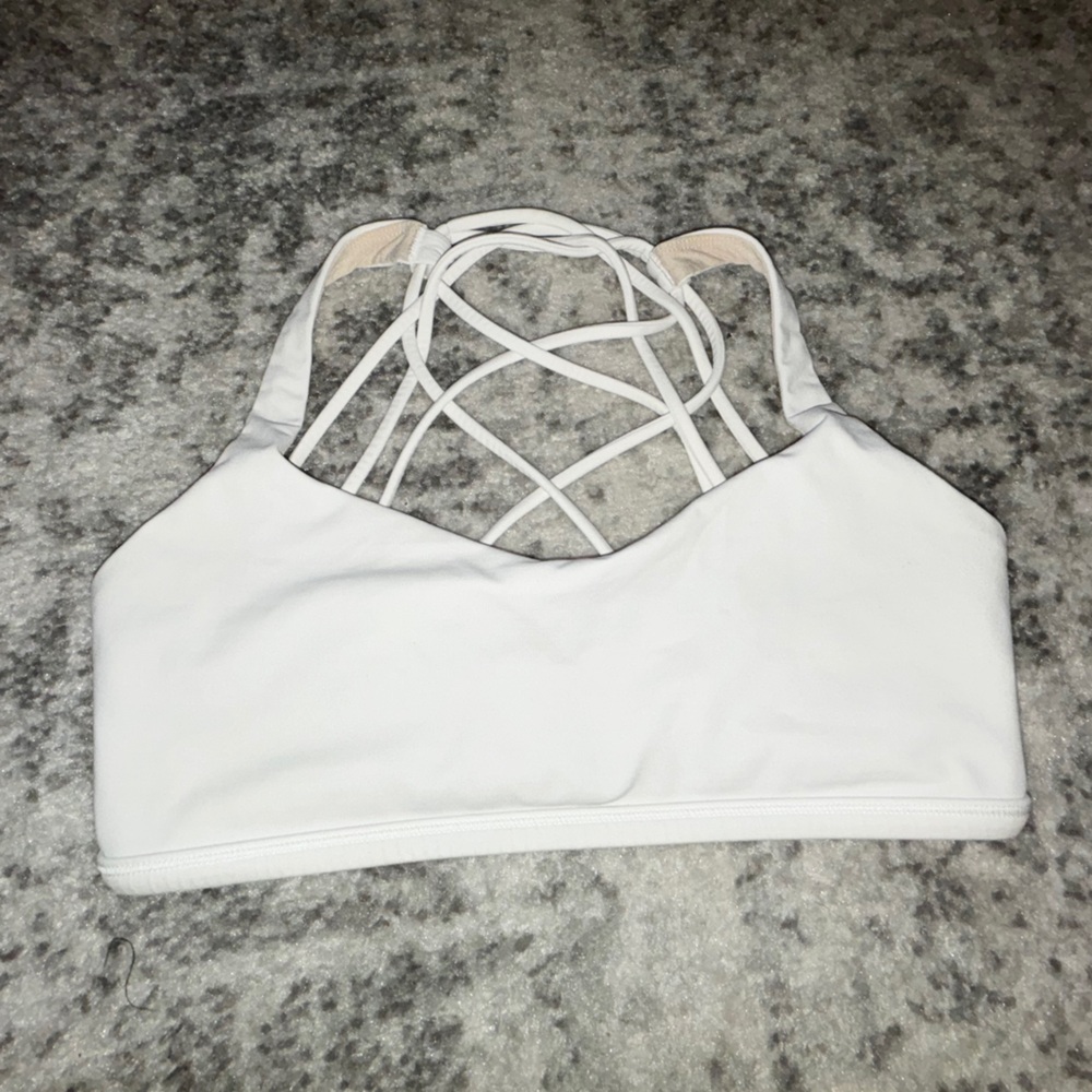 Lululemon Bundle of 2 Free to be Serene bras White and Grey and pink Size: 8 - Picture 3 of 7